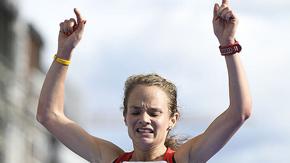Runa Skrove Falch Norgesmester på halvmaraton. Foto: Bjørn Johannessen