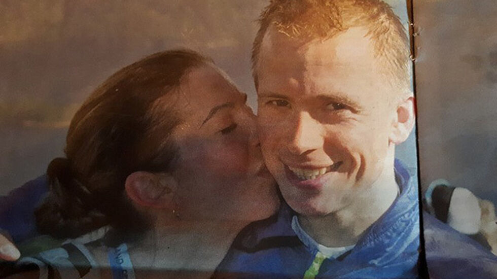 Ekteparet Øyvind Heiberg Sundby og Annie Bersagel vant årets Balestrand Opp. Foto: Arrangøren