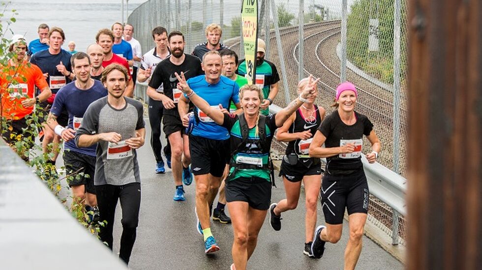 Hjelp: Fartsholder Trude Håland hjelper deg gjerne inn til en bestemt tid om du melder deg på maratondistansen under Stavanger Maraton. Foto: Tonja Hjøllo
