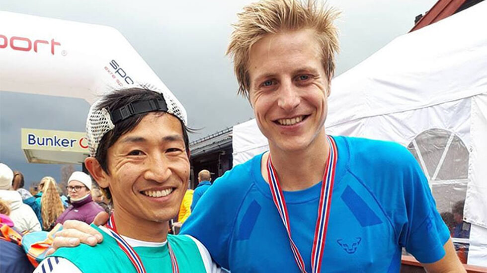 Håkon Urdal (til venstre) slo Gjermund Nordskar med drøye 4 minutter i Skåbu Fjellmaraton. (Foto: privat) 