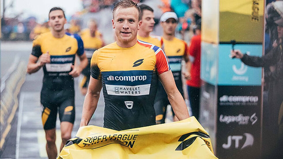 Super_League_Jersey_Blummental