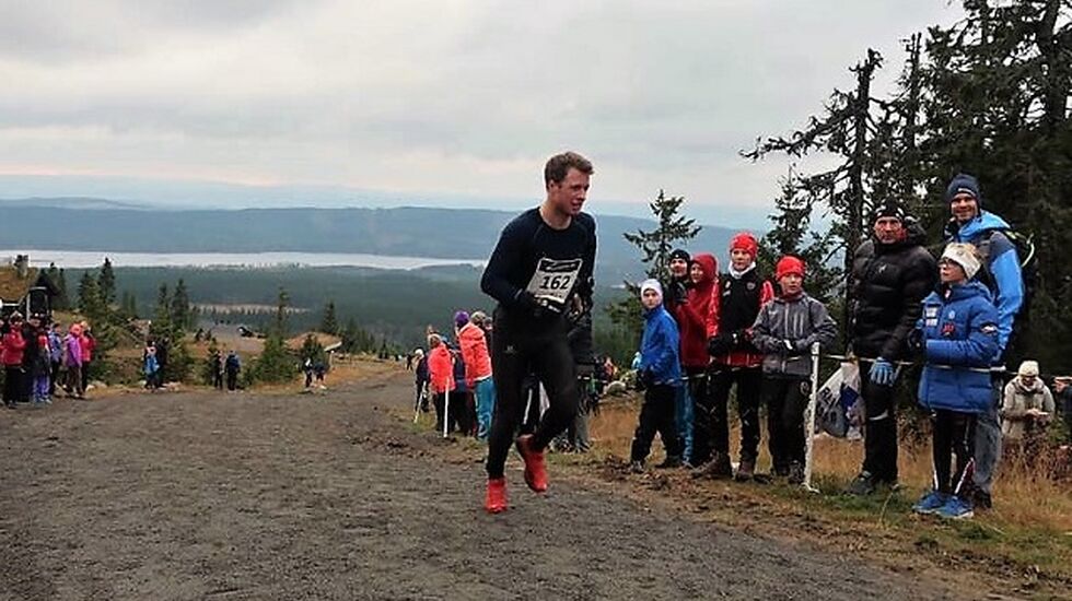 Petter Soleng Skinstad feiret 28-årsdagen sin med å vinne løpet i sitt eget treningseldorado. (Foto: Anne Kristine Sørum Seegaard‎)