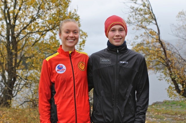 Ingrid Festø, Gular og Håkon Stavik, Ålesund Friidrettsklubb vant og satte nye løyperekorder. Foto: Martin Hauge-Nilsen