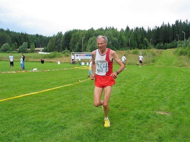 Ole Peter Bergaust i innspurten på halvmaraton på Kongsvinger i 2007.