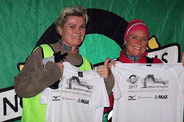 Både Tina Helle Johnsen og Iris Kroken løp 9 av 10 løp i 2017. De ble belønnet med flotte t-skjorter i premie