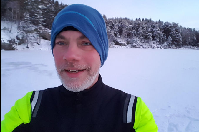 For en løper i Norge er dette virkeligheten man må takle. Om noen få måneder byttes kulda ut med sol, shorts og singlet. Gjør man jobben nå, så blir det morsommere da. Tro meg.