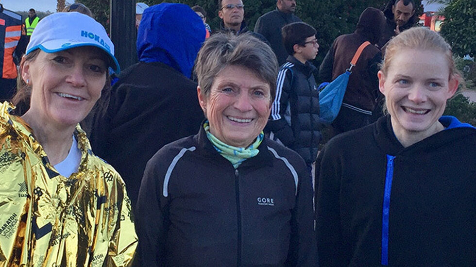 Oddny Ringheim, Vera Nystad og Tone Raaen løp den lengste distansen i Marrakech Marathon. (Foto: privat)  