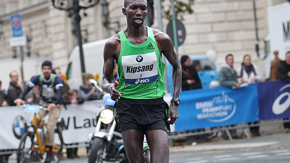 Wilson Kipsang har i en årrekke vært en av verdens aller beste maratonløpere. Sjøl om han snart fyller 36 år, øyner han mulighet for å sette verdensrekord en gang til. (Foto: Kjell Vigestad)