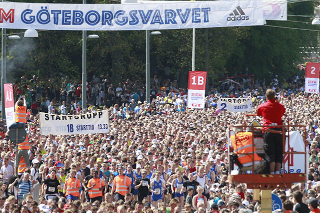 Deltakerne i Göteborgsvarvet er delt inn i hele 25 startpuljer, og mange løper seedingslopp for å få stå lenger fremme når Varvet går i midten av mai. (Foto: Per Inge Østmoen) 