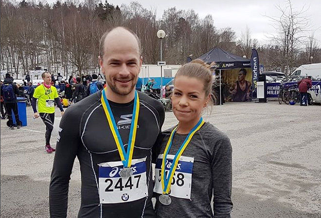 Forholda lå ikke an til rekordtider, men Arne Post og Ida Bergsløkken fikk med seg en frisk og fin Premiärmil på Djurgården i Stockholm. (Foto: privat) 