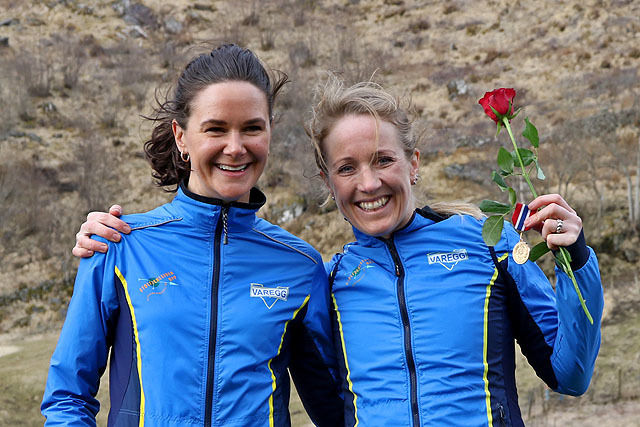 De raskeste løp i den yngste klassen, KV1, her vant Sara Rebekka Færø foran Christine R Revheim, begge er fra Varegg.