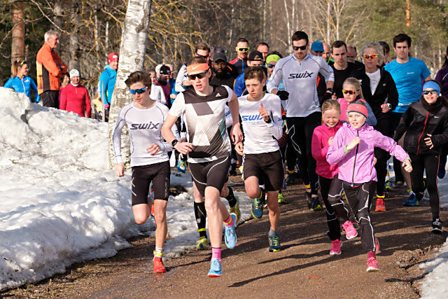 Gode løpsforhold på Sognsvann. Her fra starten på SRM onsdag 11.april Foto: Jørgen Lindalen