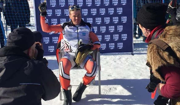 Hans Mäenpää etter verdensrekorden. Foto: Instagram @skiteam_maenpaa