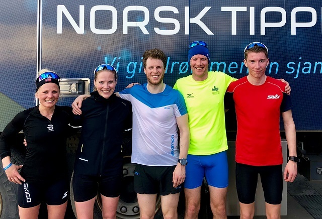 De raskeste i lang løype (fra v.): Marthe Kristine Hafsahl Karset, Ida Gjermundshaug Pedersen, Petter Soleng Skinstad, Henning Mortensen og Bård Eskil Bjørndalen. (Foto: Hans Tore Riibe)