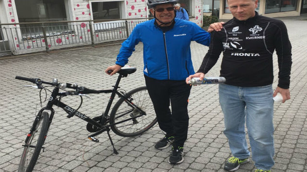 Kontrollmåler Ingolf Dale sammen med arraangørens Nils Hetleflåt