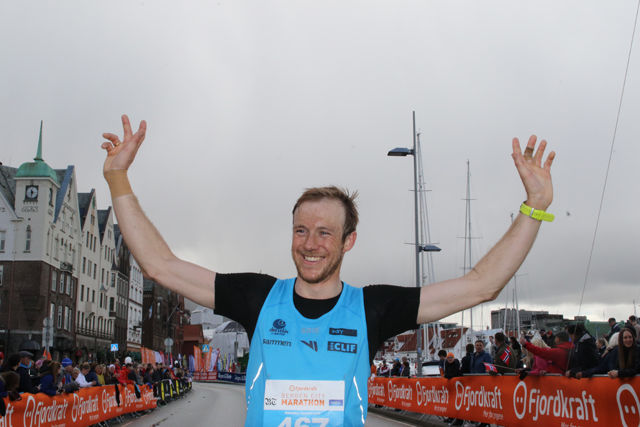 Jonathan Albon dagens raskeste på maraton