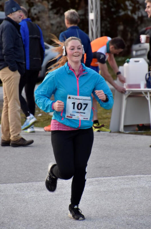 10 km - Jeanette Kjellevold Aase