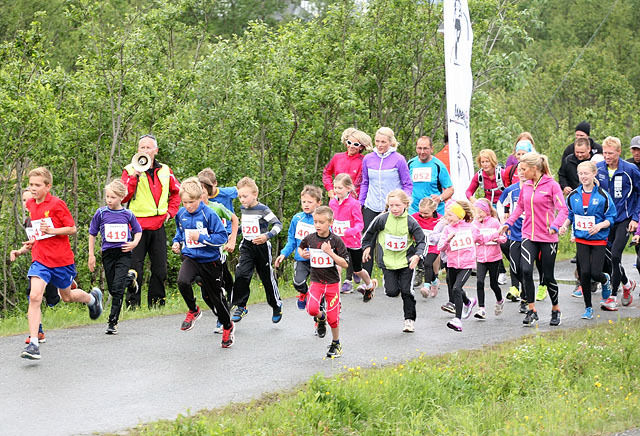 Nå skal de unge i Tromsø få sin egen løpskarusell. Her fra Eidemila 2013. (Foto: Bjørnar Leithe Borch)