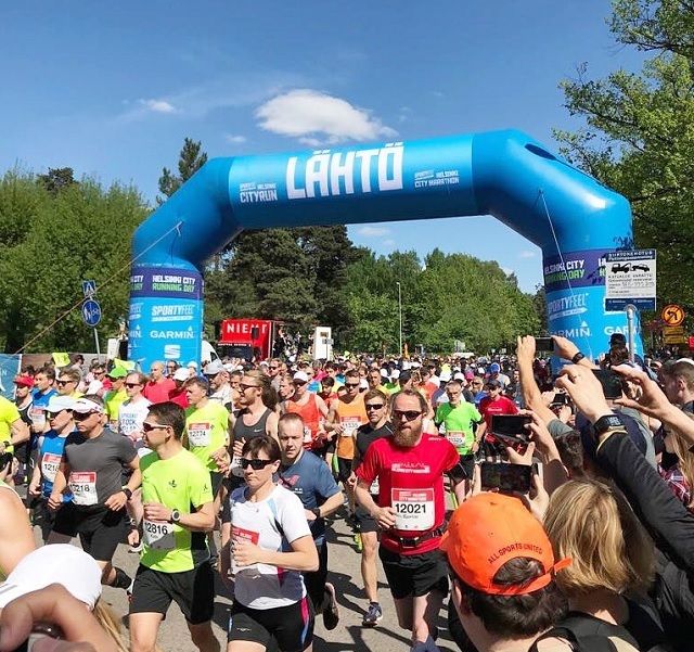 Strålende sommervær under Helsinki City Running Day som gikk med distanser fra 1 km og til maraton på pinseaften (Arrangørfoto).