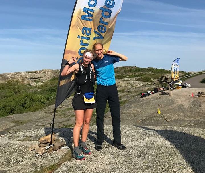 Helle Manvig som totalvant 50 miles og Rolv Skotheim som vant 100 miles løp inn til de to sterkeste prestasjonene ved Vippefyret på Tjøme. (Foto: Mona Kjeldsberg)