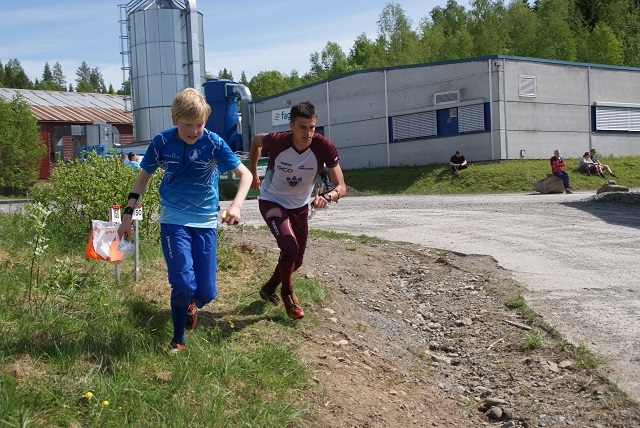 Vinner H21 - Bojan Blumenstein, Nydalen SK (til høyre). (Foto: Stein Arne Negård)