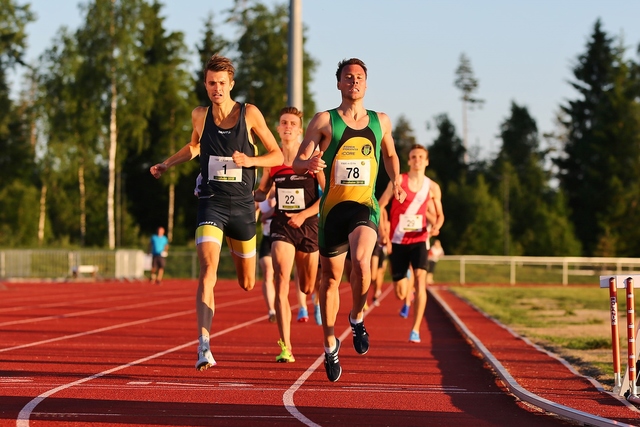 Thomas Roth imponerte med seier på 1500 meter. (Foto: Bjørn Hytjanstorp)