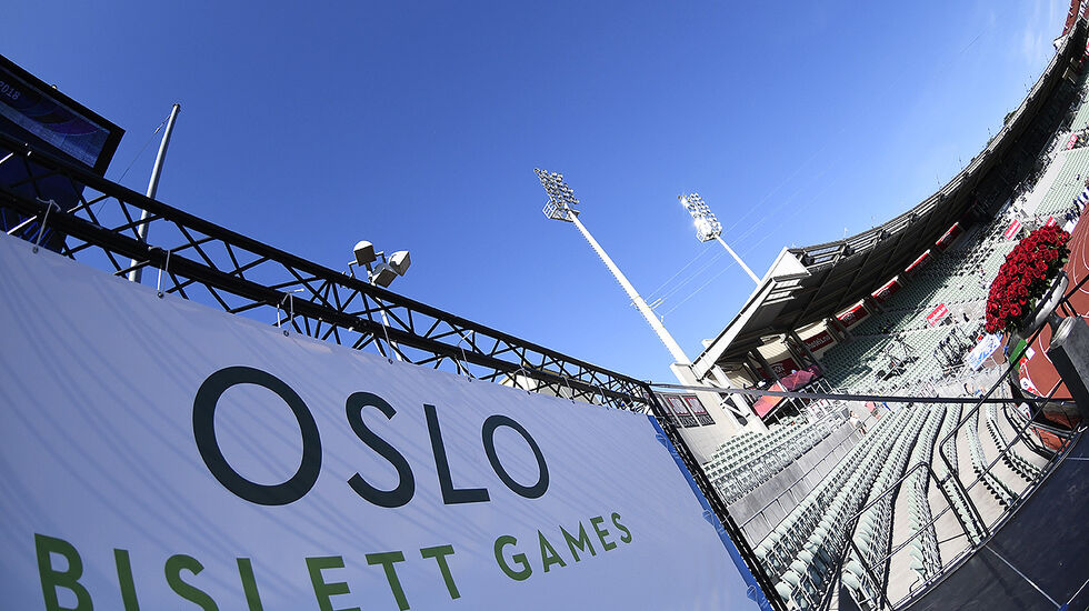 Bislett Games er i gang, og tribunene fylles gradvis. (Foto: Bjørn Johannessen) 