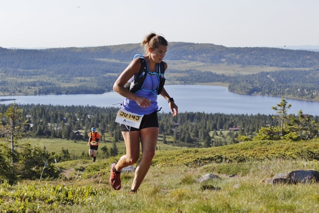 Ida Børset Westad var klart raskeste kvinne i UltraBirken. (Foto: Rolf Bakken)