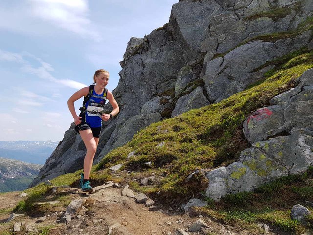 Eli Anne Dvergsdal har vunnet Motbakkecupen tre ganger de fire siste årene. Her fra seiersløpet i Hovlandsnuten Opp i 2018.  Foto: Tom Roger Johansen