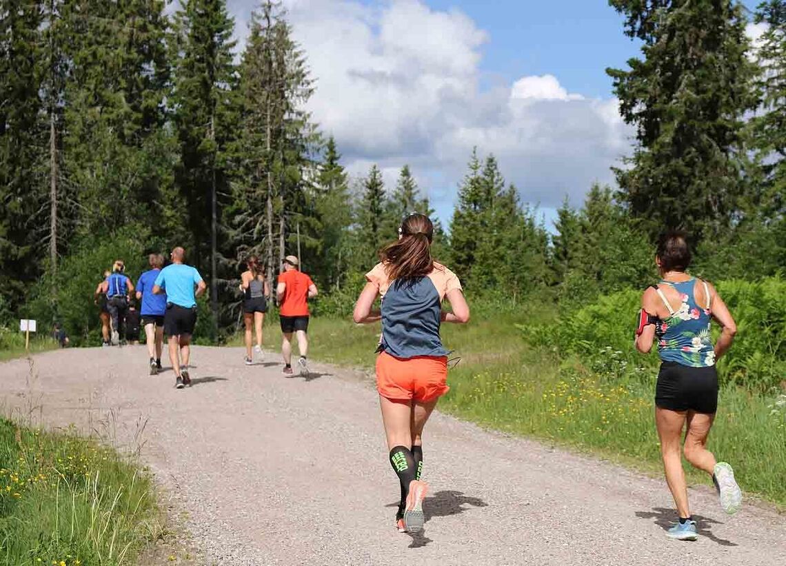 Nordmarka Skogsmaraton ble utsatt til høsten, mens det i juni arrangeres et helt nytt løp på 12 km. (Foto: Runar Gilberg)