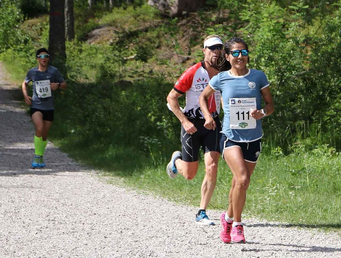 Gloria Vinstedt har vunnet maraton i Nordmarka Skogsmaraton de tre siste årene. Hva velger løperen med god ultraløperbakgrunn i år? (Foto fra 2018: Runar Gilberg)