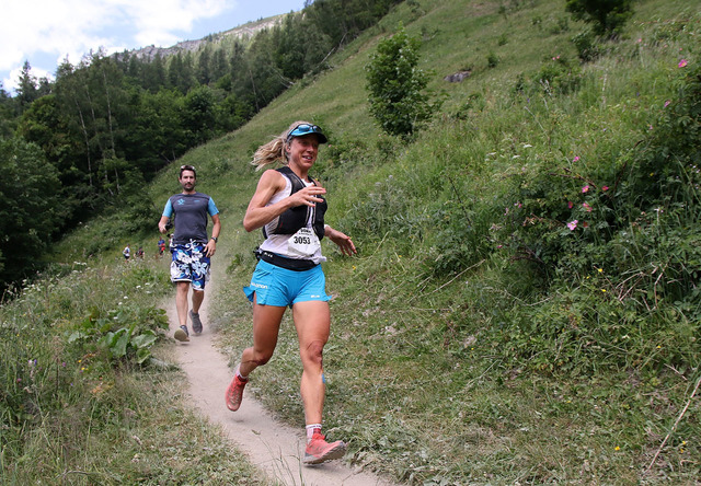Svenske Mimmi Kotka gjorde som i fjor og vant dameklassen i den lengste løypa i Mont Blanc Marathon. (Foto: Runar Gilberg)