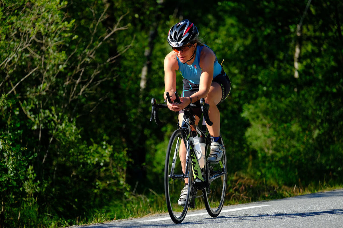 7_Nora_Johansen_sykkel_IRONMAN-2018-07-01-4189