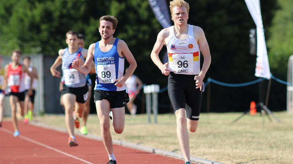 Mats Hauge vant heatet på 3.48,43 og satte 1500 m-pers med 18 hundredeler. (Foto: arrangøren)