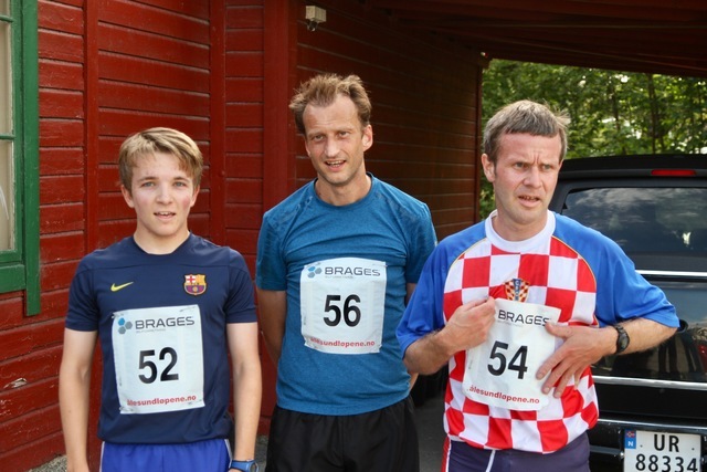 De tre beste på 5 km. Fra venstre, Ludvik Markussen Ytterdal (nr. 3), Jan Endre Rise (vinner) og Leif Sægrov (nr. 2)
