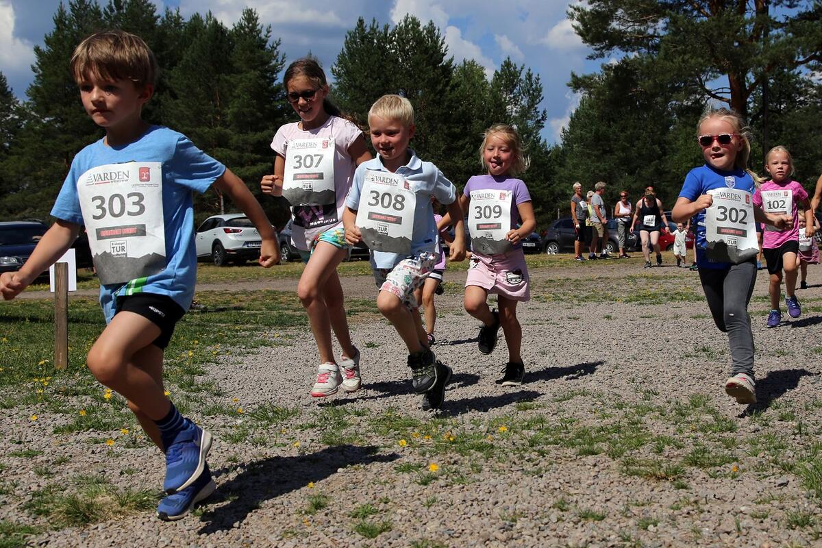 Risberget Rundt er for alle, også barna. Her fra starten i barneklassen.