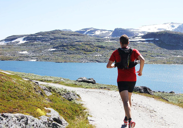 Noen ganger er det riktig så idyllisk å løpe langs Rallarvegen. Værprognosen for årets løp ser riktig så bra ut. (Foto: Runar Gilberg)