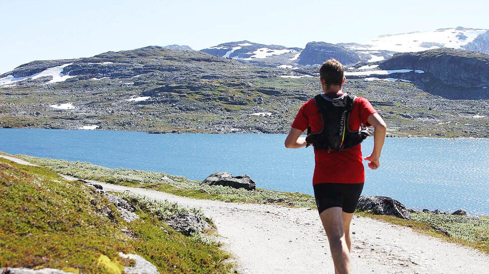 Noen ganger er det riktig så idyllisk å løpe langs Rallarvegen. Værprognosen for årets løp ser riktig så bra ut. (Foto: Runar Gilberg)