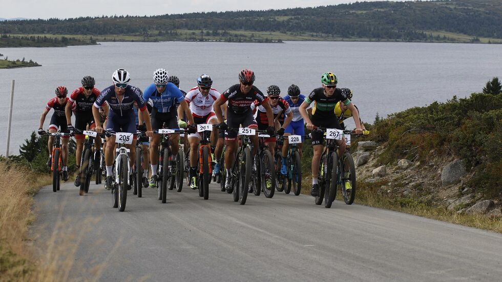 Tetgruppa ved Ytre Reina etter 14 km i  2018 (Foto: Rolf Bakken)