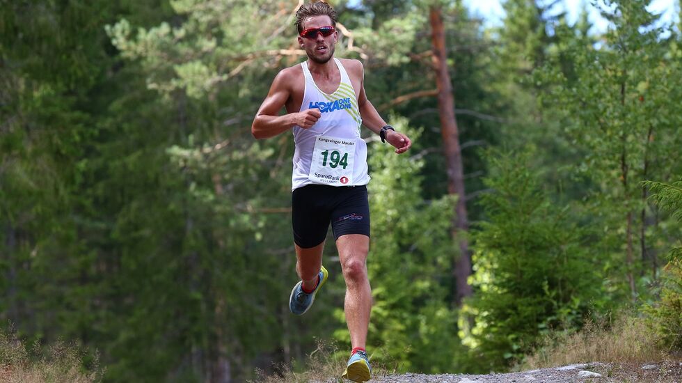 Ola Korbøl løp inn til 2. plass i fjorårets halvmaraton i skogen ved Kongsvinger. (Foto: Bjørn Hytjanstorp)