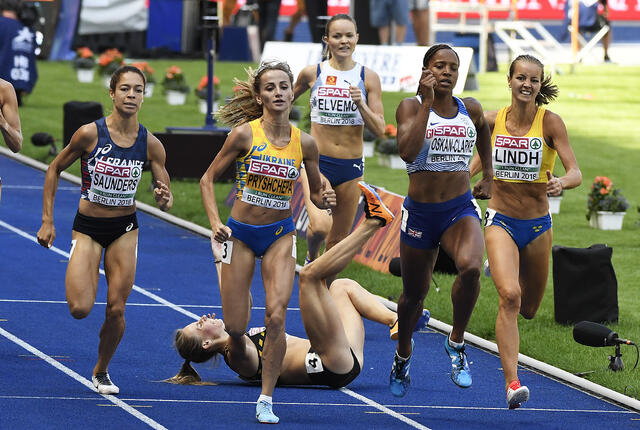 Heimefavoritten Renée Eykens falt i innspurten. Yngvild Elvemo kom seg forbi, men ikke til finalen. (Foto: Bjørn Johannessen)