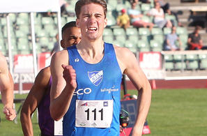 16 poeng: Sondre Juven vant 1500 m og ble nr. 2 på 800 m og var en viktig brikke på det norske laget som vant den nordiske juniorlandskampen i København. Bildet er fra Boysen Memorial hvor han vant 800 m. (Foto: Kjell Vigestad)