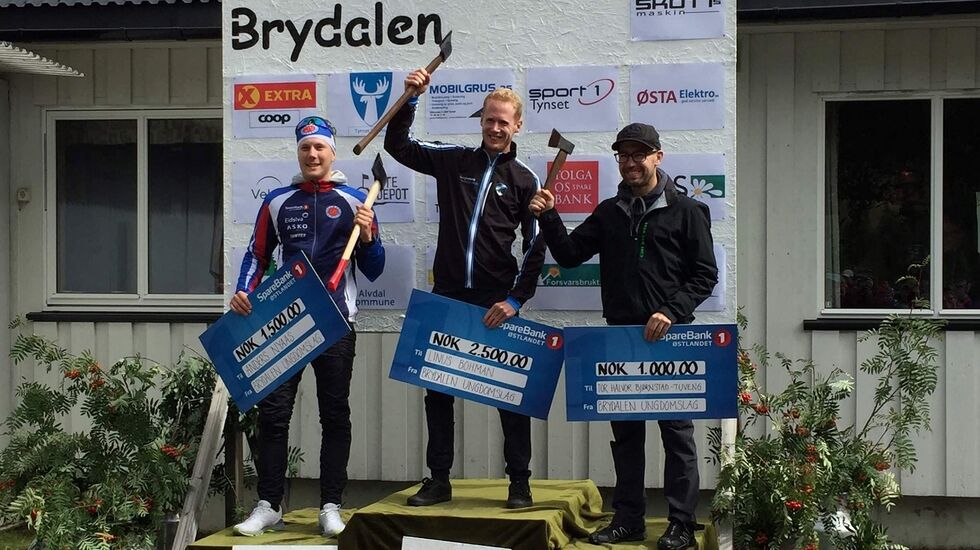 Seierspallen i menn senior og nr. 1, 3, og 4 totalt i Beteberget Opp 2018 (fra v.): Anders Nyaas, Hamar SK,  Linus Bohman,	Bagheera Fjällmaraton Sälen 	og Tor Halvor Bjørnstad-Tuveng, Tynset IF. (Foto: Wenche Syversen) 