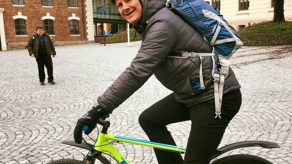 Samferdselsminister og sykkelpendler Ketil Solvik-Olsen gleder seg til Birkebeinerrittet. (Foto: Privat)