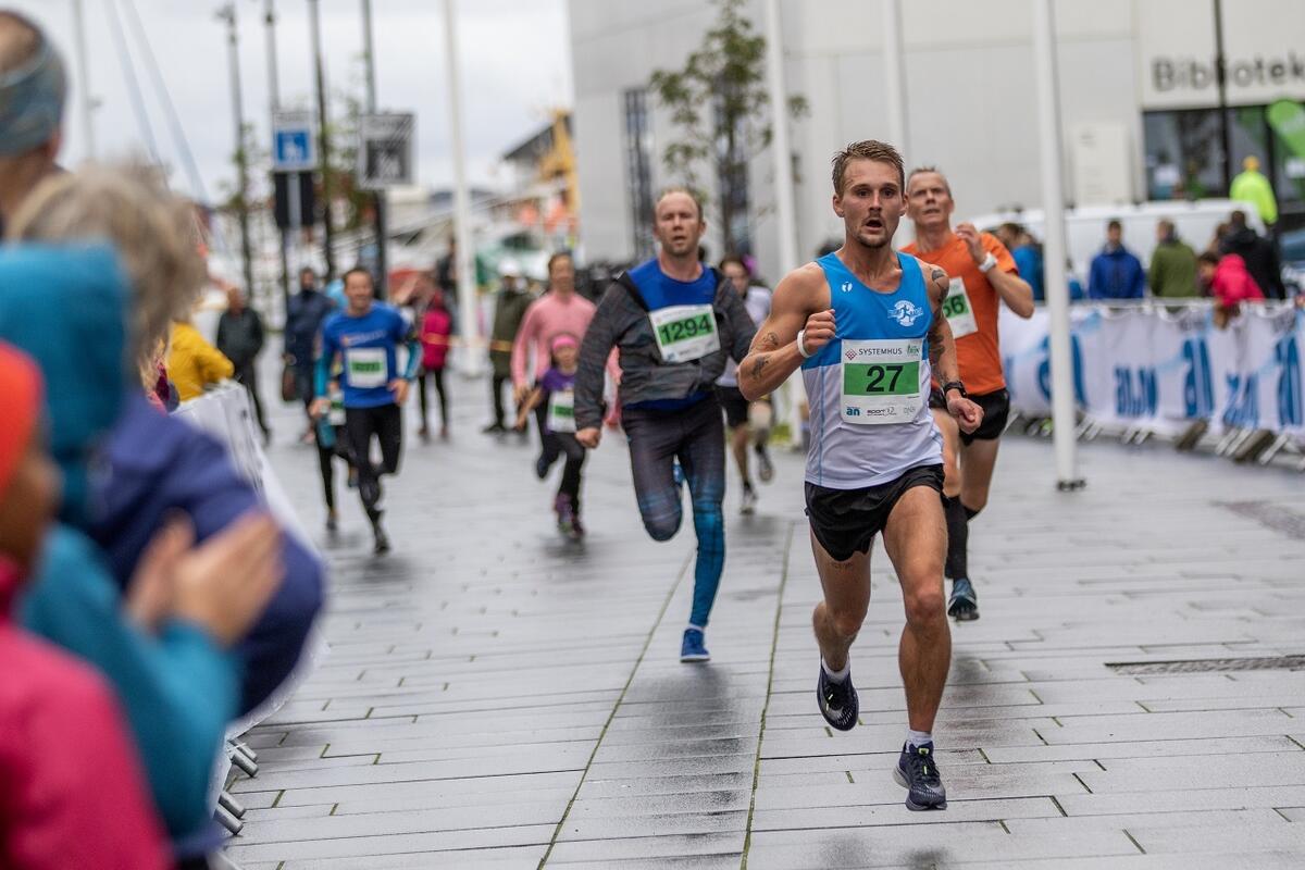 Halv_Sondre_Skjelvik