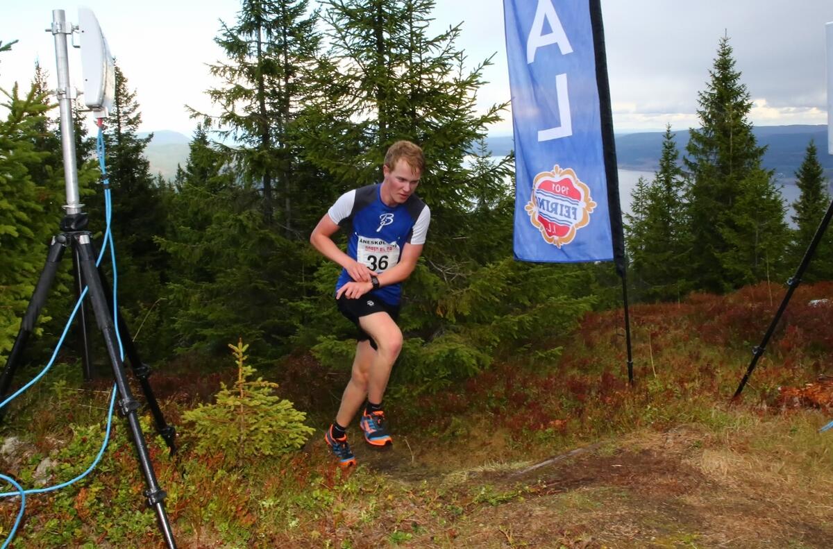 Martin Flenmoren - Eidsvoll Værks Skiklub - Nummer ti (1280x844)