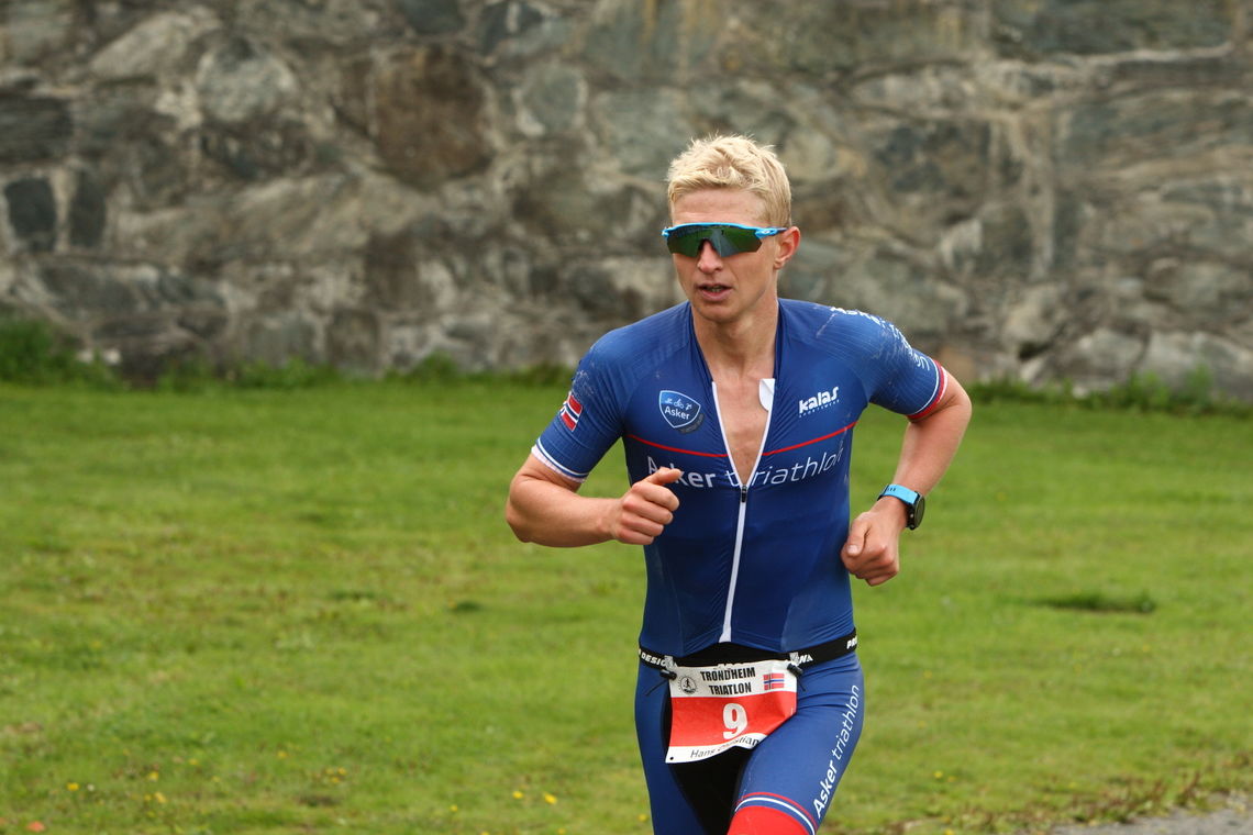 Hans Christian Tungesvik vant NM langdistanse triatlon. (Foto: Jørn Dahl-Stamnes)