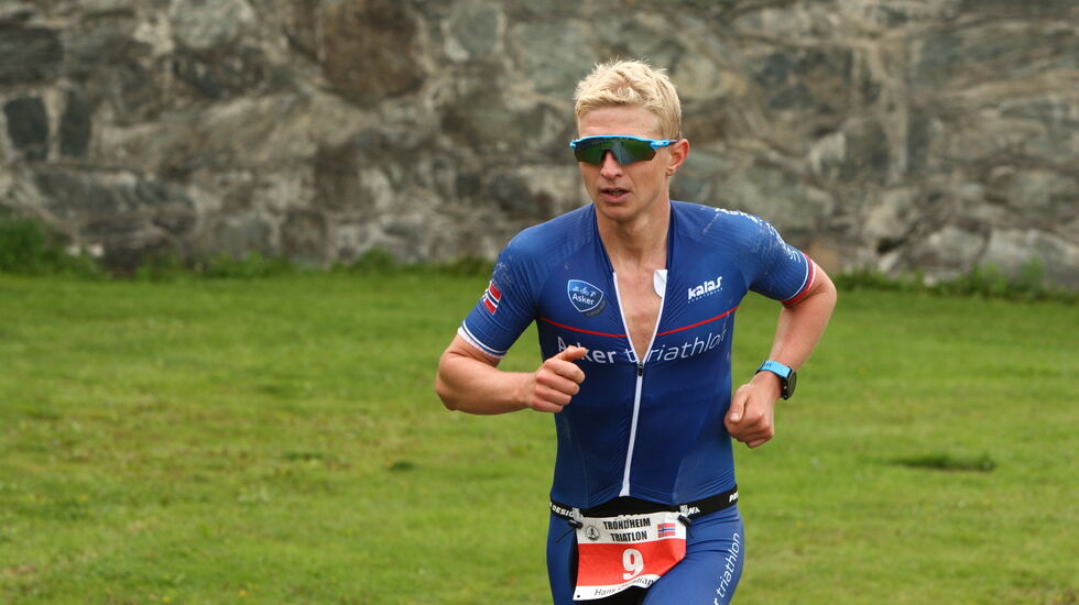 Hans Christian Tungesvik vant NM langdistanse triatlon. (Foto: Jørn Dahl-Stamnes)