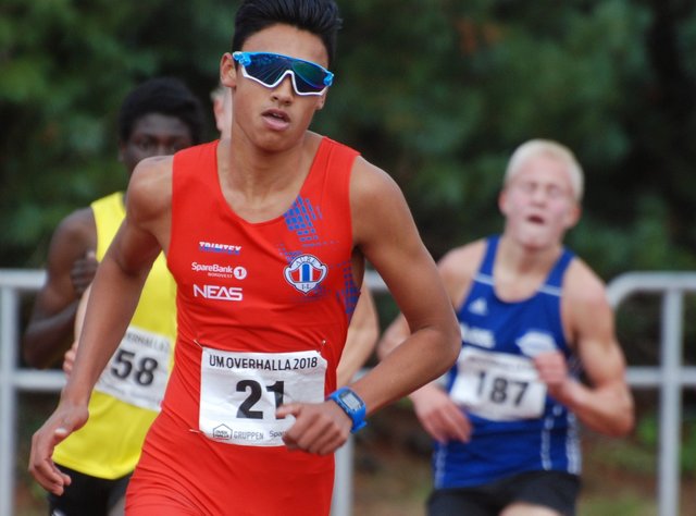 Kristoffer Sagli fra Aure IL løp inn til to gull i G16 i UM. 800 meter lørdag og 3000 meter søndag. (Foto: Arrangøren)