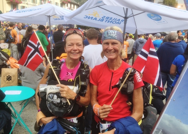 Mona og Monica, de eventyrlystne tantene, etter fullført PTL. (Foto: Einar Iversen)